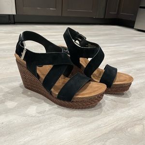 Sofft Haddison Leather Wedge Sandal